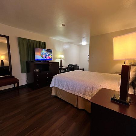 Riverside Motel แวนคูเวอร์ ภายนอก รูปภาพ